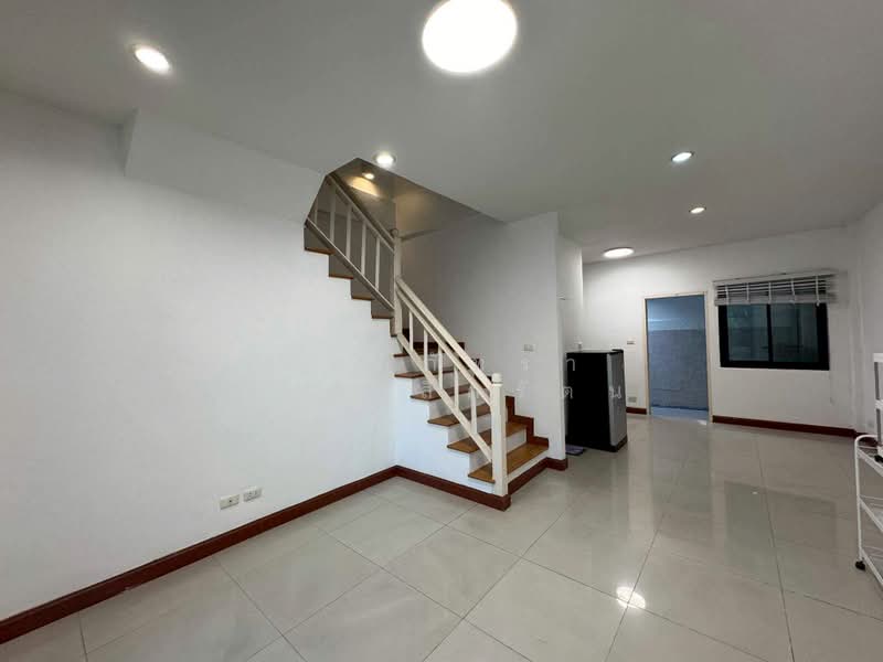the log town, Bangkok, Bang Chak, Phra Khanong, Bangkok, 3 Bedrooms, 150 sqm, Townhouse For Rent, by พิมพ์ภัทรา แจ่มอุลิตรัตน, 500415569 - DDproperty.com