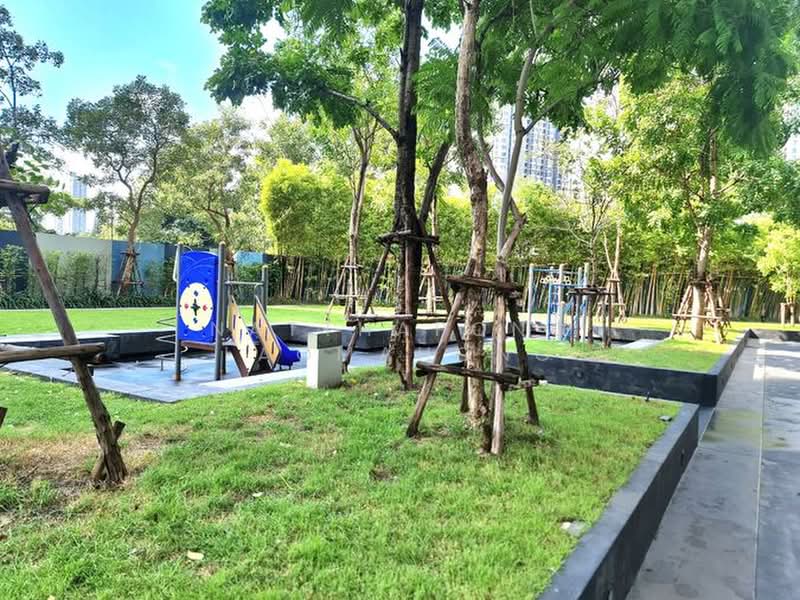 The Base Sukhumvit 77, Bangkok, 289 Sukhumvit 77 Road, Phra Kanong Nua, Watthana, Bangkok, 1 Bedroom, 30 sqm, Condo For Rent, by Natthapong Laomahong, 500415619 - DDproperty.com
