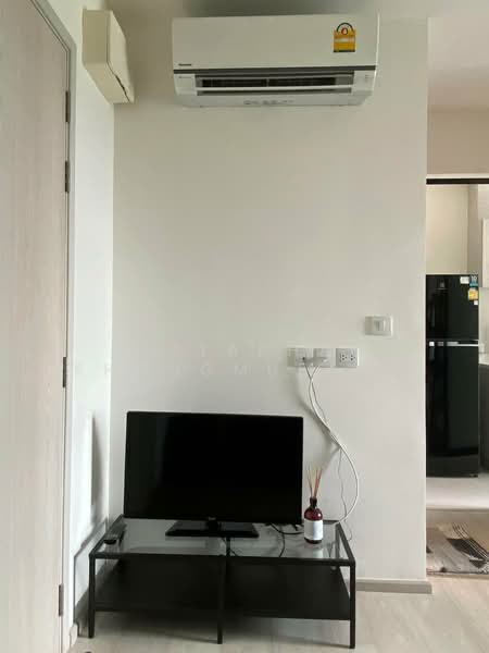 Life Asoke, Bangkok, Asoke-Dindang Road, Bang Kapi, Huai Khwang, Bangkok, 1 Bedroom, 30 sqm, Condo For Rent, by Kritaphak Khongmueang, 500415621 - DDproperty.com