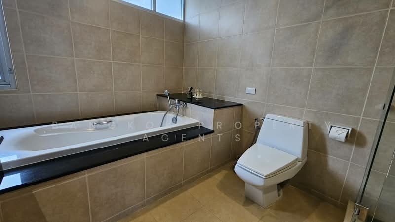 The Knight Sukhumvit 31, Bangkok, Khlongtoei Nua, Watthana, Bangkok, 2 Bedrooms, 150 sqm, Condo For Rent, by BANGKOK PROPERTY AGENTS, 500415631 - DDproperty.com