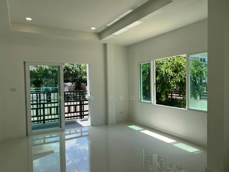 Baan Saranrom, Bangkok, , Don Mueang, Bangkok, 3 Bedrooms, 180 sqm, Single Detached House For Sale, by Connex Property, 500415887 - DDproperty.com