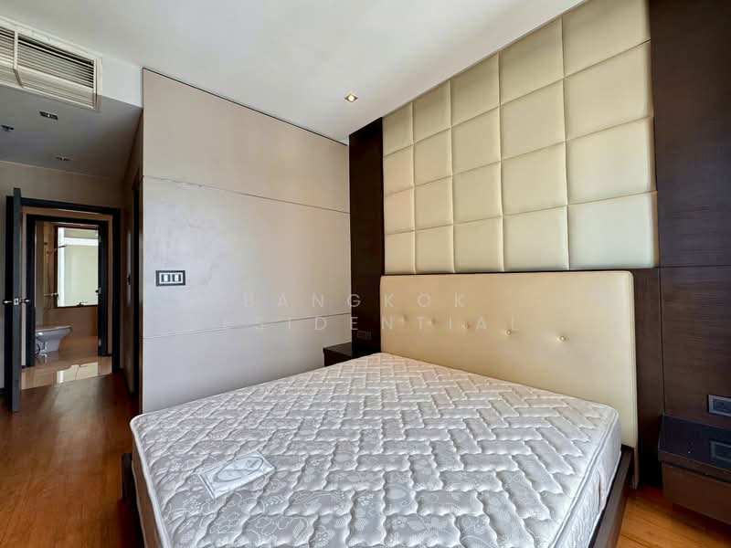 The Emporio Place, Bangkok, 93 Soi Sukhumvit 24, Sukhumvit Road, Khong Tan, Khlong Toei, Bangkok, 3 Bedrooms, 165 sqm, Condo For Sale, by Bangkok Residential, 500415955 - DDproperty.com