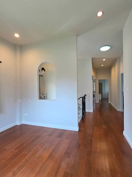 เวนิส นครราชสีมา, Nakhon Ratchasima, Nai Muang, Muang Nakhon Ratchasima, Nakhon Ratchasima, 4 Bedrooms, 249 sqm, Single Detached House For Rent, by พลิศภัสร์ โชคธนวีระกานต์, 500415974 - DDproperty.com