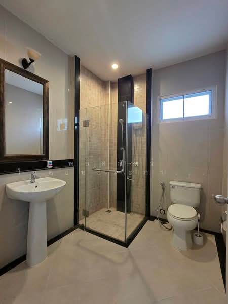 เวนิส นครราชสีมา, Nakhon Ratchasima, Nai Muang, Muang Nakhon Ratchasima, Nakhon Ratchasima, 4 Bedrooms, 249 sqm, Single Detached House For Rent, by พลิศภัสร์ โชคธนวีระกานต์, 500415974 - DDproperty.com