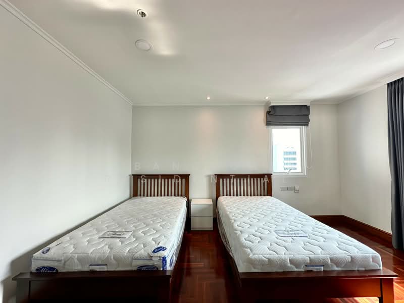 Kallista Mansion, Bangkok, 64 Soi Sukhumvit 11, Khlongtoei Nua, Watthana, Bangkok, 3 Bedrooms, 315 sqm, Condo For Sale, by Bangkok Residential, 500415983 - DDproperty.com