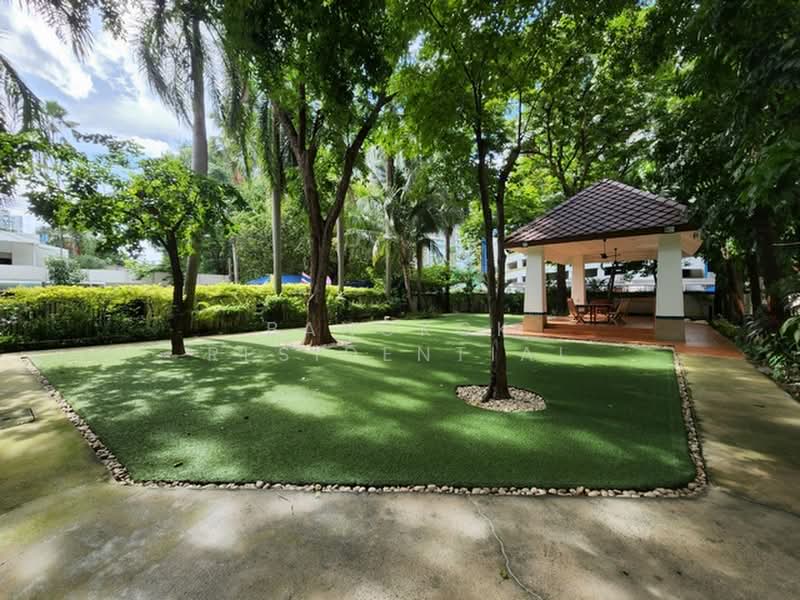 Kallista Mansion, Bangkok, 64 Soi Sukhumvit 11, Khlongtoei Nua, Watthana, Bangkok, 3 Bedrooms, 315 sqm, Condo For Sale, by Bangkok Residential, 500415983 - DDproperty.com