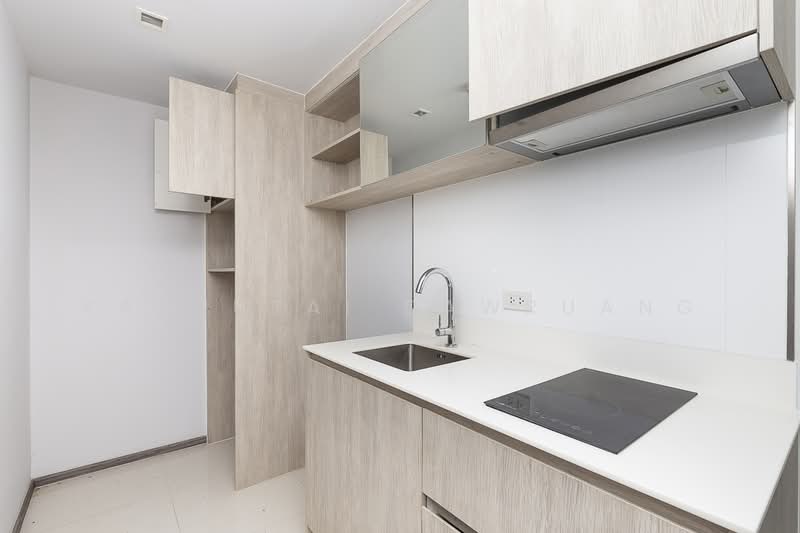 Sari by Sansiri, Bangkok, 36 Sukhumvit Road, Bang Chak, Phra Khanong, Bangkok, 1 Bedroom, 40 sqm, Condo For Sale, by Kanrutai Dawruang, 500415985 - DDproperty.com