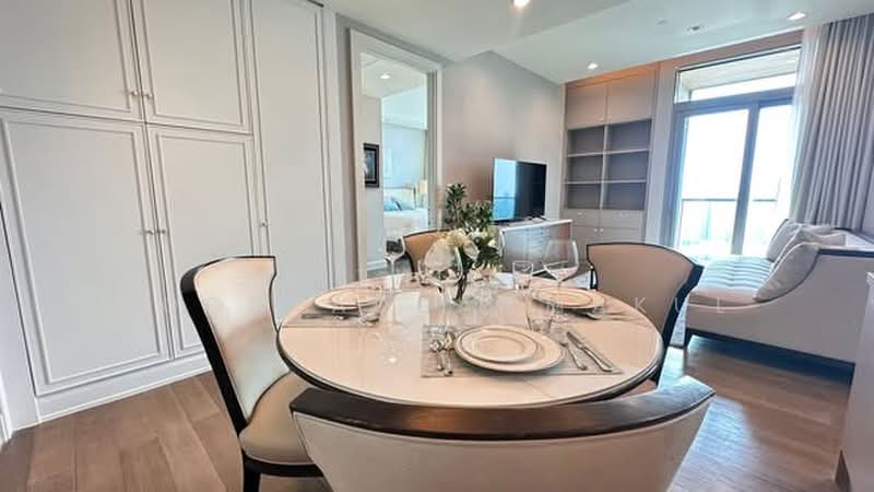 Oriental Residence, Bangkok, 110 Witthayu Road, Lumphini, Pathum Wan, Bangkok, 2 Bedrooms, 87 sqm, Condo For Sale, by Kitnipat Boonyadhammakul, 500415994 - DDproperty.com