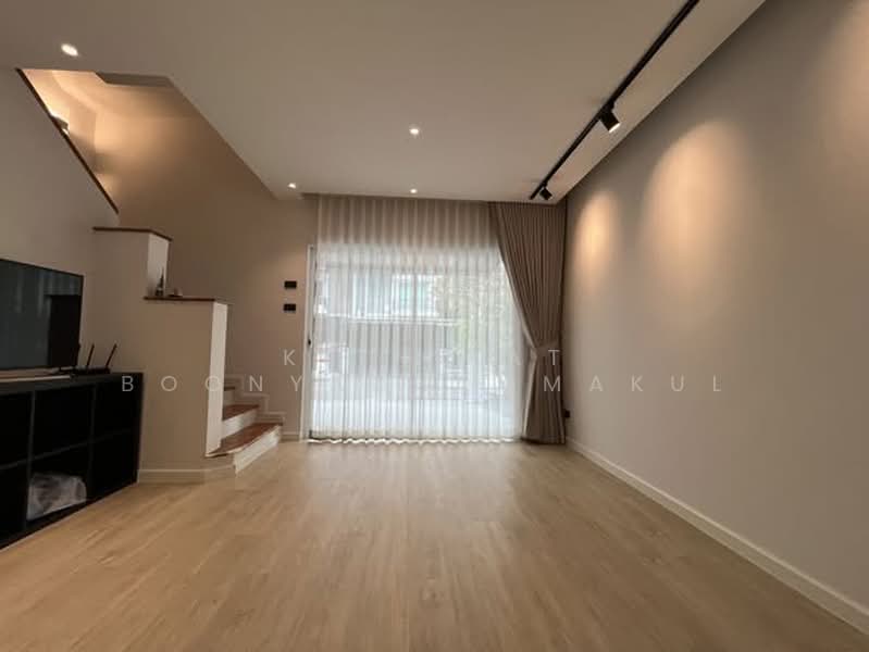The Metro Rama 9, Bangkok, Soi 3/2, Prawet, Bangkok, 3 Bedrooms, 204 sqm, Townhouse For Rent, by Kitnipat Boonyadhammakul, 500415995 - DDproperty.com