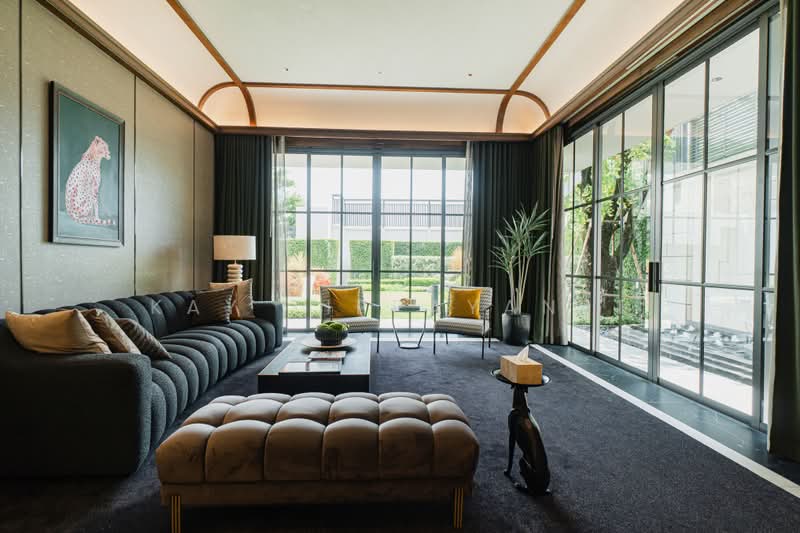 SMYTH'S Kaset-Nawamin, Bangkok, Prasert Manukit Road, Lat Phrao, Bangkok, 4 Bedrooms, 806 sqm, Single Detached House For Sale, by Kay Tippayanet, 500415998 - DDproperty.com