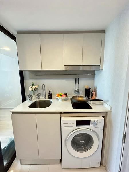 Knightsbridge Prime Sathorn, Bangkok, 599 Naradhiwas Rajanagarindra Road, Thung Maha Mek, Sathon, Bangkok, 1 Bedroom, 38 sqm, Condo For Rent, by Kitnipat Boonyadhammakul, 500416013 - DDproperty.com