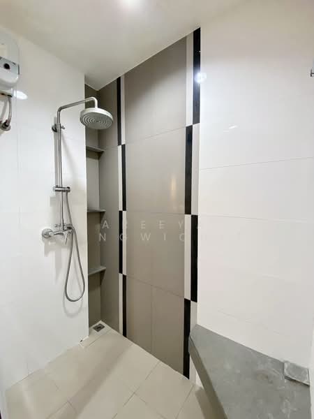 Rhythm Ratchada, Bangkok, 558 Ratchadaphisek Road, Samsen Nok, Huai Khwang, Bangkok, 1 Bedroom, 46 sqm, Condo For Sale, by Areeya Kingwichit, 500416032 - DDproperty.com