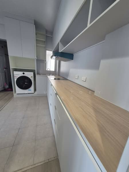 Baan Sriphan, Bangkok, Soi Wachiratham Sathit 16, Bang Na, Bang Na, Bangkok, 2 Bedrooms, 60 sqm, Condo For Rent, by Khun Toey เตย, 500416044 - DDproperty.com