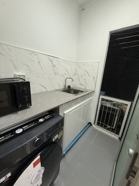 A Space Sukhumvit 77, Bangkok, 2345 Sukhumvit 77 Road, Suan Luang, Bangkok, Studio, 31 sqm, Condo For Rent, by Jirateep Jhonkornburi, 500416049 - DDproperty.com