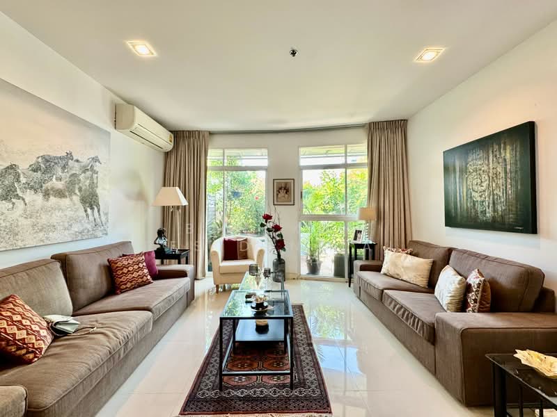 Sukhumvit City Resort, Bangkok, 51 Soi Sukhumvit 11, Khlongtoei Nua, Watthana, Bangkok, 3 Bedrooms, 201 sqm, Condo For Sale, by Bangkok Residential, 500416058 - DDproperty.com