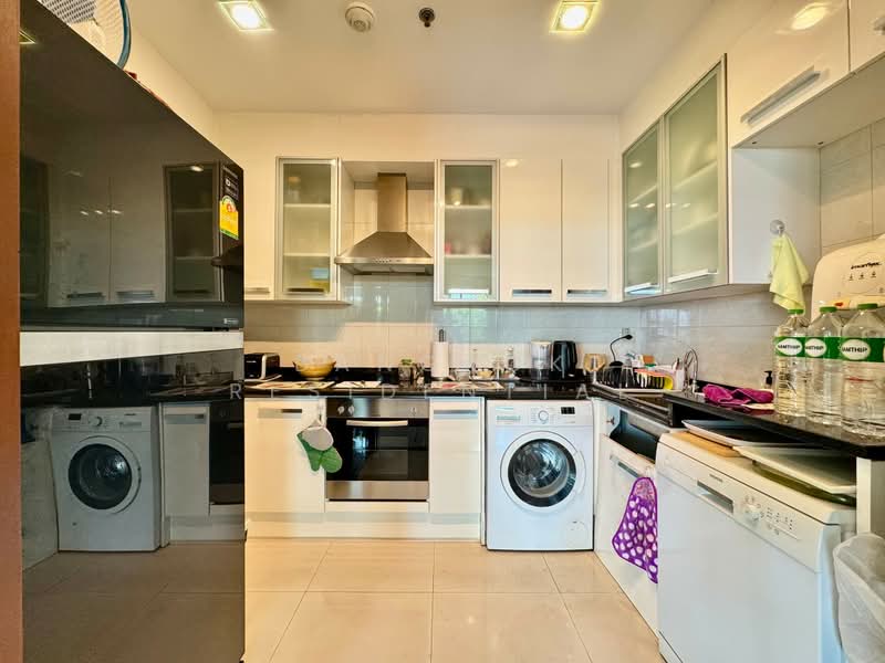 Sukhumvit City Resort, Bangkok, 51 Soi Sukhumvit 11, Khlongtoei Nua, Watthana, Bangkok, 3 Bedrooms, 201 sqm, Condo For Sale, by Bangkok Residential, 500416058 - DDproperty.com