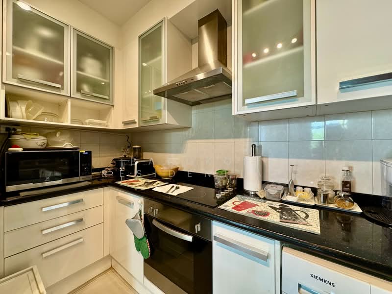 Sukhumvit City Resort, Bangkok, 51 Soi Sukhumvit 11, Khlongtoei Nua, Watthana, Bangkok, 3 Bedrooms, 201 sqm, Condo For Sale, by Bangkok Residential, 500416058 - DDproperty.com