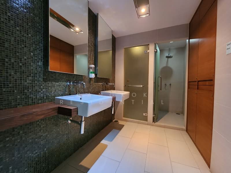 Sukhumvit City Resort, Bangkok, 51 Soi Sukhumvit 11, Khlongtoei Nua, Watthana, Bangkok, 3 Bedrooms, 201 sqm, Condo For Sale, by Bangkok Residential, 500416058 - DDproperty.com