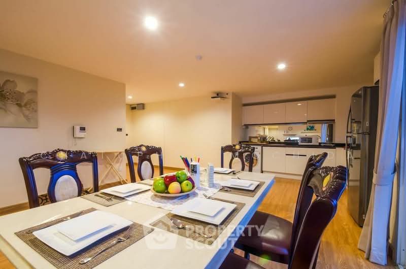 iCheck Inn Residences Sathorn, Bangkok, Sathupradit Road, Chong Nonsi, Yan Nawa, Bangkok, 3 Bedrooms, 156 sqm, Apartment For Rent, by Chatuphon Mochida, 500416060 - DDproperty.com