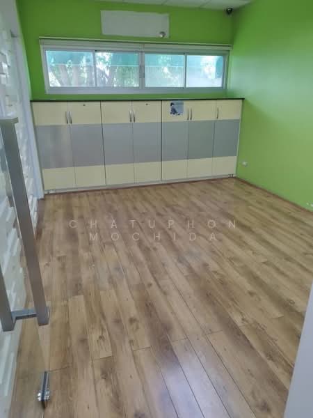 undefined, Bangkok, Samsen Nok, Huai Khwang, Bangkok, 5 Bedrooms, 697 sqm, Single Detached House For Sale, by Chatuphon Mochida, 500416137 - DDproperty.com
