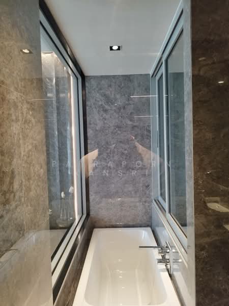 Walden Thonglor 8, Bangkok, 236 Soi Thonglor 8, Khlong Tan Nua, Watthana, Bangkok, 2 Bedrooms, 71 sqm, Condo For Sale, by Patraporn Kansri, 500416195 - DDproperty.com