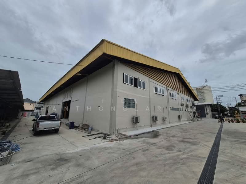 ให้เช่า โกดังพร้อมสำนักงาน พุทธบูชา (Phutthabucha) 2160 ตร.ม, Bangkok, Bangmot, Chom Thong, Bangkok, , 2,160 sqm, Warehouse/Factory For Rent, by Tida phanthonglarptawee, 500416260 - DDproperty.com
