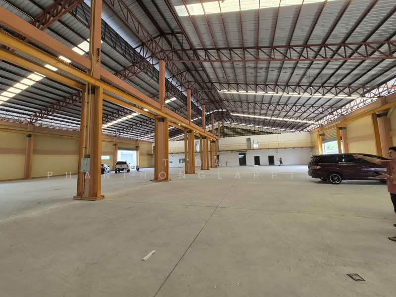 ให้เช่า โกดังพร้อมสำนักงาน พุทธบูชา (Phutthabucha) 2160 ตร.ม, Bangkok, Bangmot, Chom Thong, Bangkok, , 2,160 sqm, Warehouse/Factory For Rent, by Tida phanthonglarptawee, 500416260 - DDproperty.com