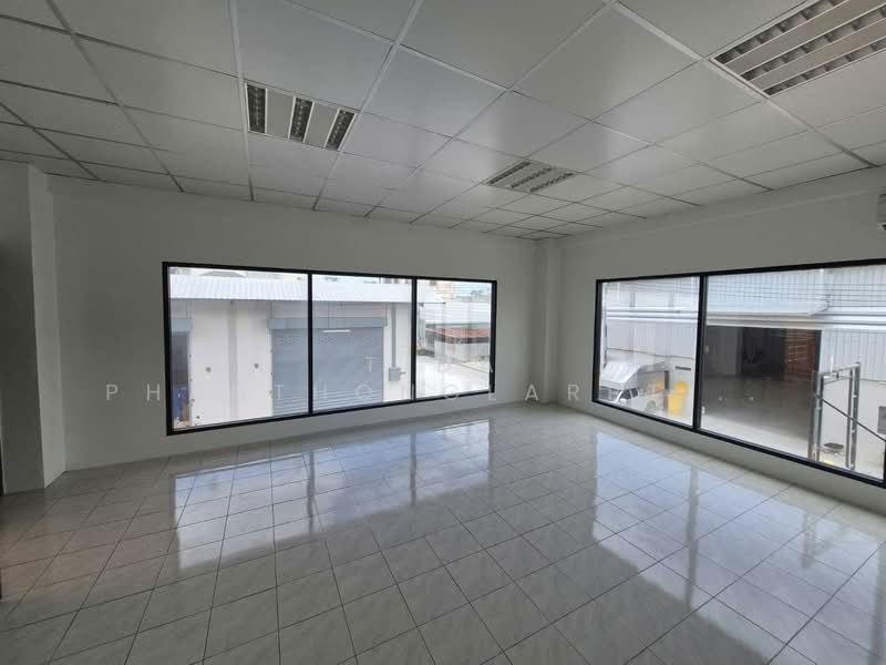 ให้เช่า โกดังพร้อมสำนักงาน พุทธบูชา (Phutthabucha) 2160 ตร.ม, Bangkok, Bangmot, Chom Thong, Bangkok, , 2,160 sqm, Warehouse/Factory For Rent, by Tida phanthonglarptawee, 500416260 - DDproperty.com