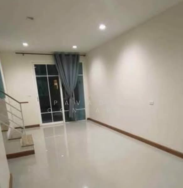 Golden Town 2 Ladprao-Kaset Nawamin, Bangkok, Soi Nawamin 42 Yak 27, Khlong Kum, Bueng Kum, Bangkok, 4 Bedrooms, 113 sqm, Townhouse For Sale, by Pavadee Boonyarith, 500416270 - DDproperty.com