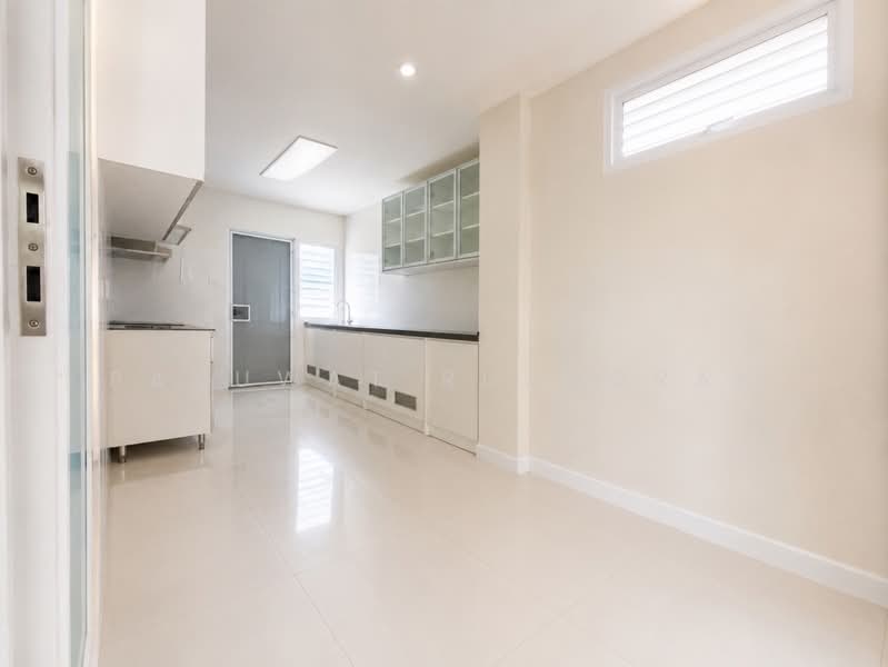 Maneeya 3, Nonthaburi, Sai Ma, Muang Nonthaburi, Nonthaburi, 9 Bedrooms, 160 sqm, Single Detached House For Sale, by Panuwat Ruangrak, 500416302 - DDproperty.com