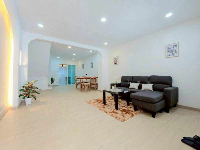 หมู่บ้านพรทิพย์, Nonthaburi, Bang Sri Muang, Muang Nonthaburi, Nonthaburi, 2 Bedrooms, 68 sqm, Townhouse For Sale, by สรภพ ยอดไชย (สีฝุ่น), 500416345 - DDproperty.com
