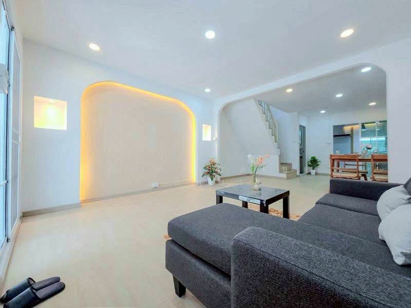 หมู่บ้านพรทิพย์, Nonthaburi, Bang Sri Muang, Muang Nonthaburi, Nonthaburi, 2 Bedrooms, 68 sqm, Townhouse For Sale, by สรภพ ยอดไชย (สีฝุ่น), 500416345 - DDproperty.com