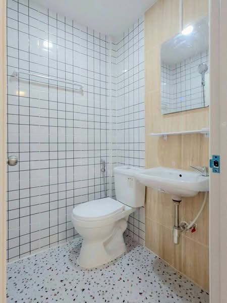 หมู่บ้านพรทิพย์, Nonthaburi, Bang Sri Muang, Muang Nonthaburi, Nonthaburi, 2 Bedrooms, 68 sqm, Townhouse For Sale, by สรภพ ยอดไชย (สีฝุ่น), 500416345 - DDproperty.com