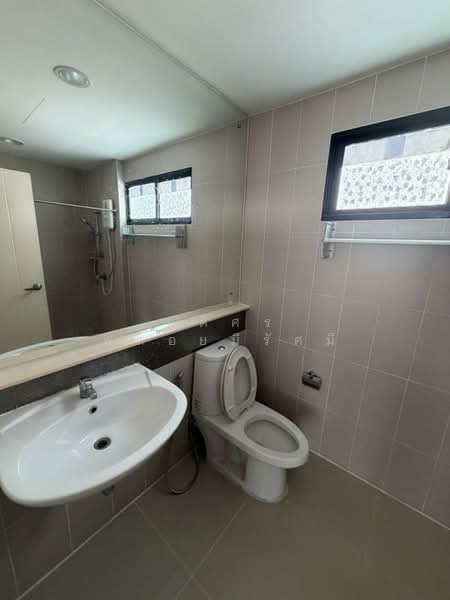 Baan Klang Muang Rattanathibet, Nonthaburi, Soi Liang Mueang Nonthaburi 10, Bang Kra So, Muang Nonthaburi, Nonthaburi, 3 Bedrooms, 120 sqm, Townhouse For Rent, by Adisorn Ploymeerassamee, 500416348 - DDproperty.com