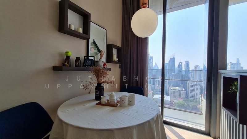The Esse Asoke, Bangkok, 333 Soi Sukhumvit 21, Sukhumvit Road, Khlongtoei Nua, Watthana, Bangkok, 2 Bedrooms, 76 sqm, Condo For Rent, by Juthabhorn Uppachit (Amy), 500416387 - DDproperty.com