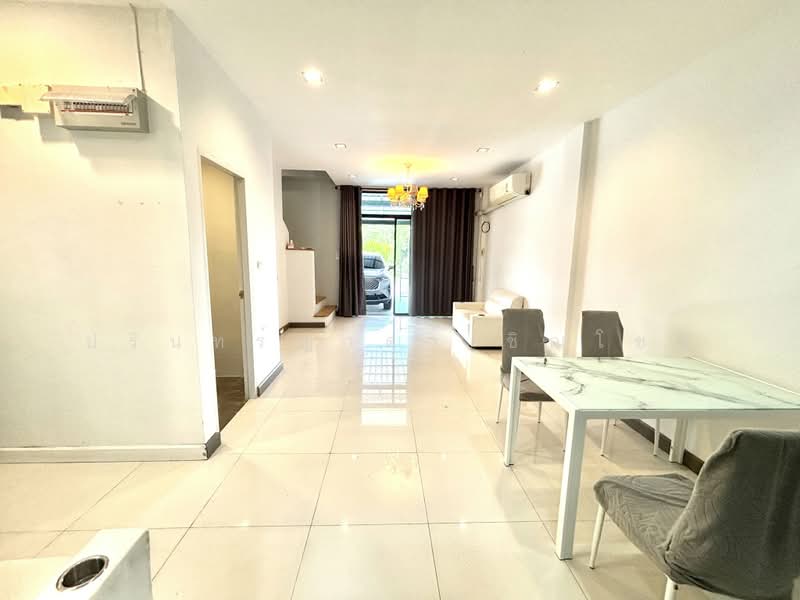 Cozy @ Satreewittaya 2 Soi 10, Bangkok, Satreewitthaya 2 Soi 10, Lat Phrao, Bangkok, 4 Bedrooms, 180 sqm, Townhouse For Rent, by ปรินทร์ญาดา ชิณโชติ, 500416390 - DDproperty.com