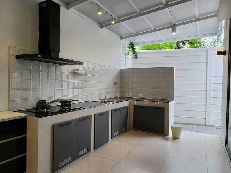 Areeya Mandarina Sukhumvit 77, Bangkok, Sukhumvit 77 Road (On Nut), Suan Luang, Bangkok, 3 Bedrooms, 124 sqm, Townhouse For Rent, by Chanon Phangchienghien, 500416393 - DDproperty.com