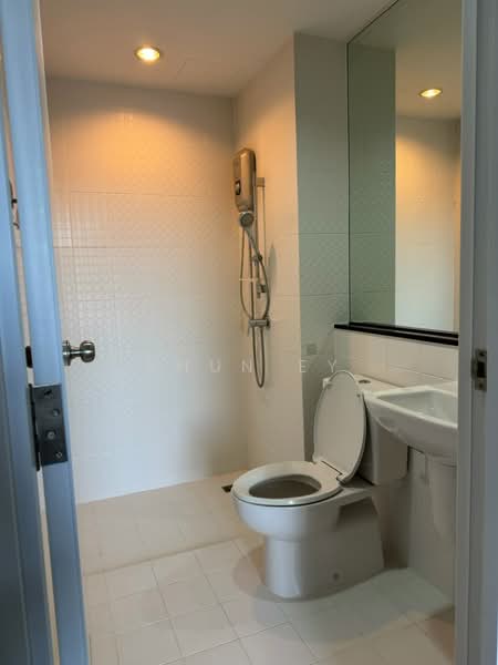 The Tree Interchange, Bangkok, Pracharat Sai 2 Road, Bang Sue, Bangkok, 1 Bedroom, 36 sqm, Condo For Rent, by khun Ey, 500416400 - DDproperty.com