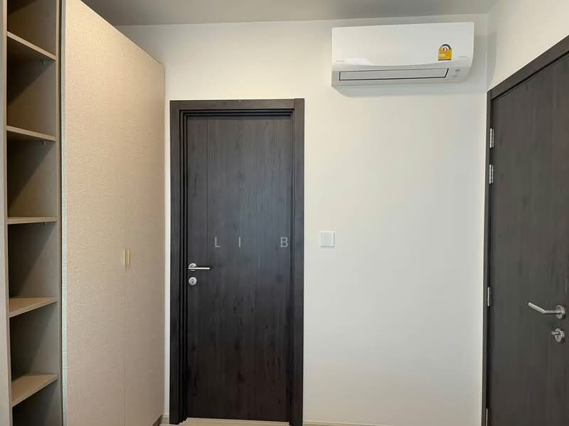 XT Huaikhwang, Bangkok, 244 Ratchadaphisek Road, Huai Khwang, Bangkok, 1 Bedroom, 35 sqm, Condo For Rent, by Li Bin, 500416425 - DDproperty.com