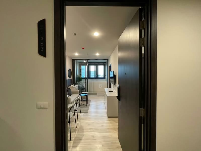 XT Huaikhwang, Bangkok, 244 Ratchadaphisek Road, Huai Khwang, Bangkok, 1 Bedroom, 35 sqm, Condo For Rent, by Li Bin, 500416425 - DDproperty.com