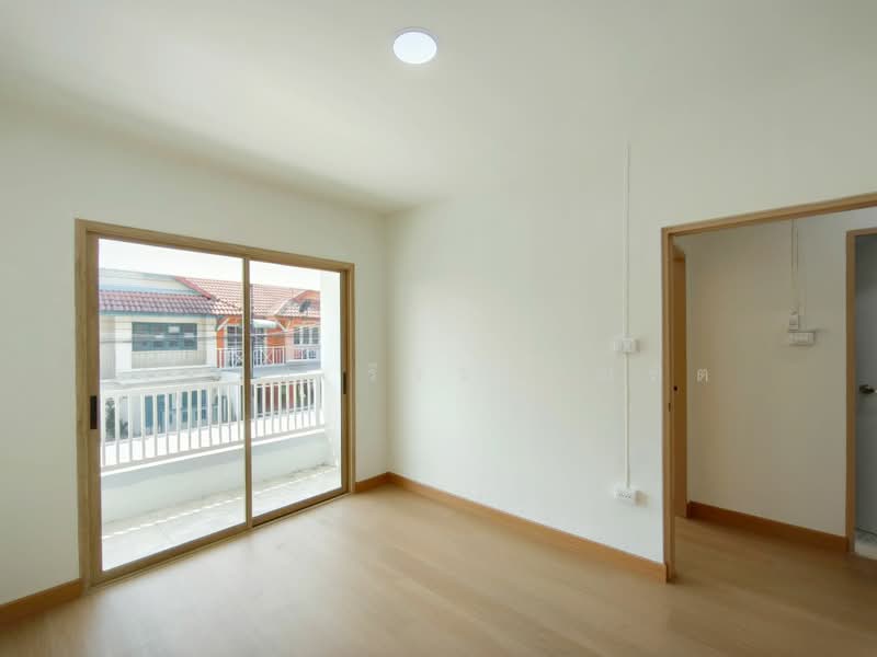 Baan Pruksa 9, Pathum Thani, Yothathikan Khu Khot-Khlong Luang Road, Khlong Sam, Khlong Luang, Pathum Thani, 3 Bedrooms, 100 sqm, Townhouse For Sale, by วิฑูรย์ รีวราบัณฑิต, 500416445 - DDproperty.com