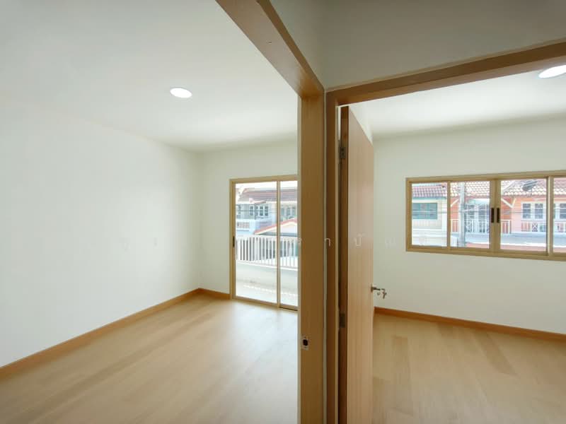 Baan Pruksa 9, Pathum Thani, Yothathikan Khu Khot-Khlong Luang Road, Khlong Sam, Khlong Luang, Pathum Thani, 3 Bedrooms, 100 sqm, Townhouse For Sale, by วิฑูรย์ รีวราบัณฑิต, 500416445 - DDproperty.com