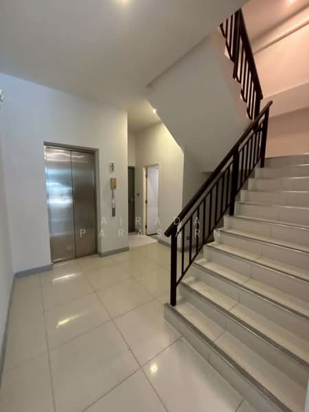 โฮมออฟฟิศ 5 ชั้น พร้อมลิฟต์ ใจกลางสามย่าน–พระราม 4, Bangkok, Pathum Wan, Bangkok, , 340 sqm, Shophouse For Rent, by Airada Parasarn, 500416462 - DDproperty.com