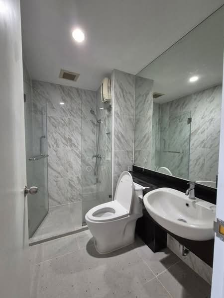 The Parkland Grand Asoke-Phetchaburi, Bangkok, 1811 Phetchaburi Rd, Bang Kapi, Huai Khwang, Bangkok, 1 Bedroom, 36 sqm, Condo For Rent, by Connex Property, 500416472 - DDproperty.com
