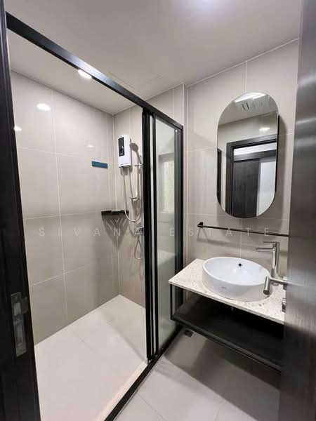 XT Huaikhwang, Bangkok, 244 Ratchadaphisek Road, Huai Khwang, Bangkok, 1 Bedroom, 31 sqm, Condo For Rent, by Sivana Estate, 500416515 - DDproperty.com