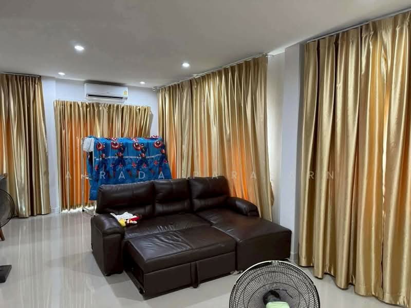 Grande Pleno Phaholyothin-Rangsit, Pathum Thani, 91, Khlong Nung, Khlong Luang, Pathum Thani, 3 Bedrooms, 149 sqm, Townhouse For Rent, by Airada Parasarn, 500416520 - DDproperty.com