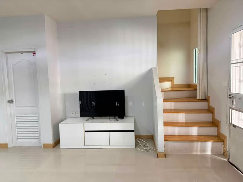 ให้เช่าบ้านแฝด ม.ธาดาทาวน์ อัสสัมชัญ ศรีราชา, Chon Buri (Pattaya), Surasak, Si Racha, Chon Buri (Pattaya), 3 Bedrooms, 100 sqm, Semi-Detached House (Twin House) For Rent, by Dusit Saengfa, 500416568 - DDproperty.com
