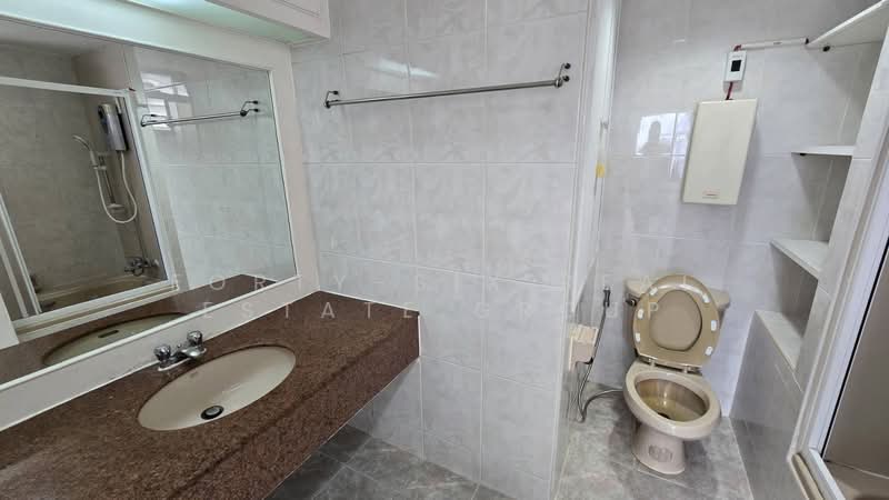 Tai Ping Towers, Bangkok, 582 Soi Sukhumvit 63, Khlong Tan Nua, Watthana, Bangkok, 5 Bedrooms, 252 sqm, Condo For Rent, by Forty-Six Real Estate Group, 500416577 - DDproperty.com