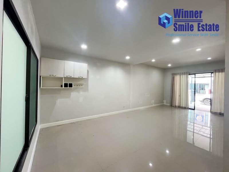 Plex Bangna, Samut Prakan, 90/239 Burapha Withi Expressway, Bang Kaeo, Bang Plee, Samut Prakan, 4 Bedrooms, 190 sqm, Townhouse For Rent, by ภัทรพรรณ บุหงาเกษมสุข, 500416608 - DDproperty.com