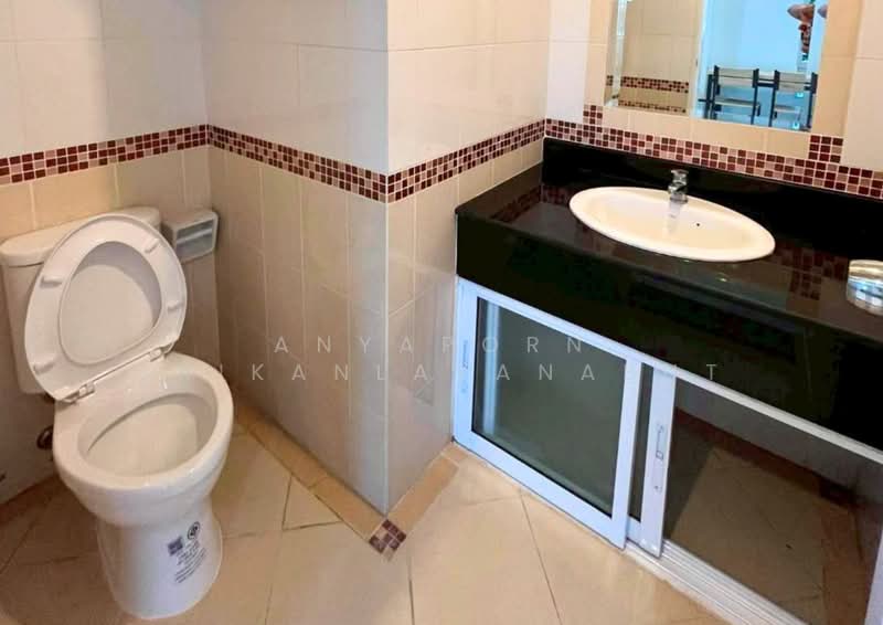 Baan Klang Muang Sathorn - Taksin 1, Bangkok, Bangko, Chom Thong, Bangkok, 3 Bedrooms, 190 sqm, Townhouse For Rent, by Anyaporn Srikanlayanabut, 500416612 - DDproperty.com